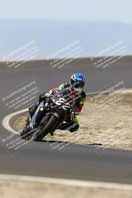media/Jun-07-2025-TrackDaz (Sat) [[4413525952]]/A Group/12pm (Turn 2)/